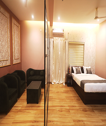 Hotel Seven Grand Vijayapura